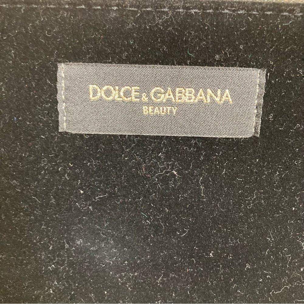 🔥Price drop $10🔥Dolce & Gabbana Beauty black velvet makeup